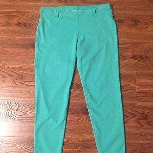 Fun green jeggings, in great condition. Size: XXL